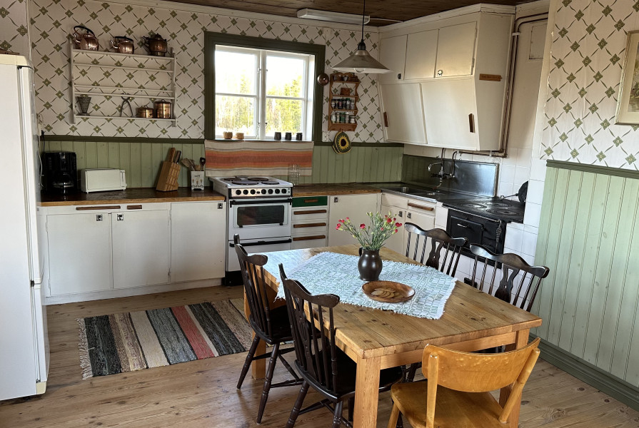 Deglundsnäset - lakeside cabin