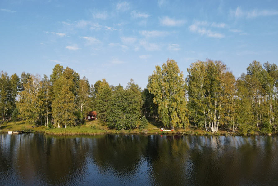 Deglundsnäset - lakeside cabin