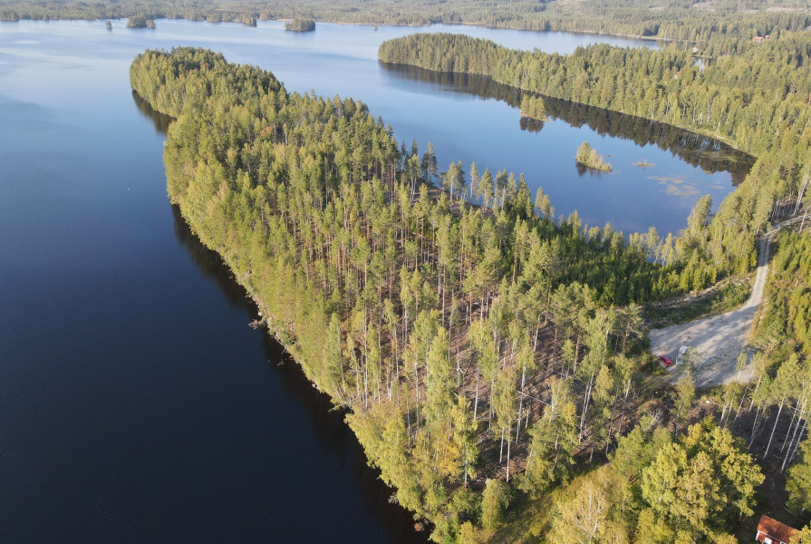 Deglundsnäset - lakeside cabin