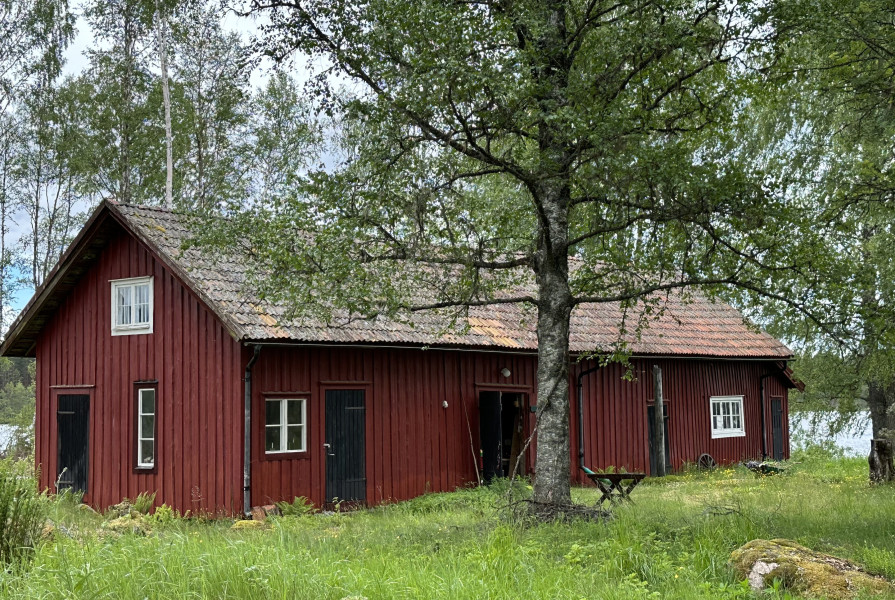 Deglundsnäset - lakeside cabin